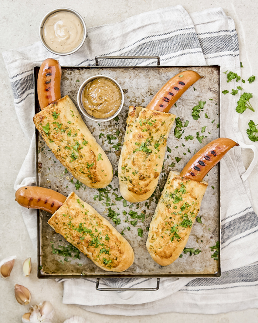 4.Grillkorv i vitlöksbaguette_beskuren2025.jpg
